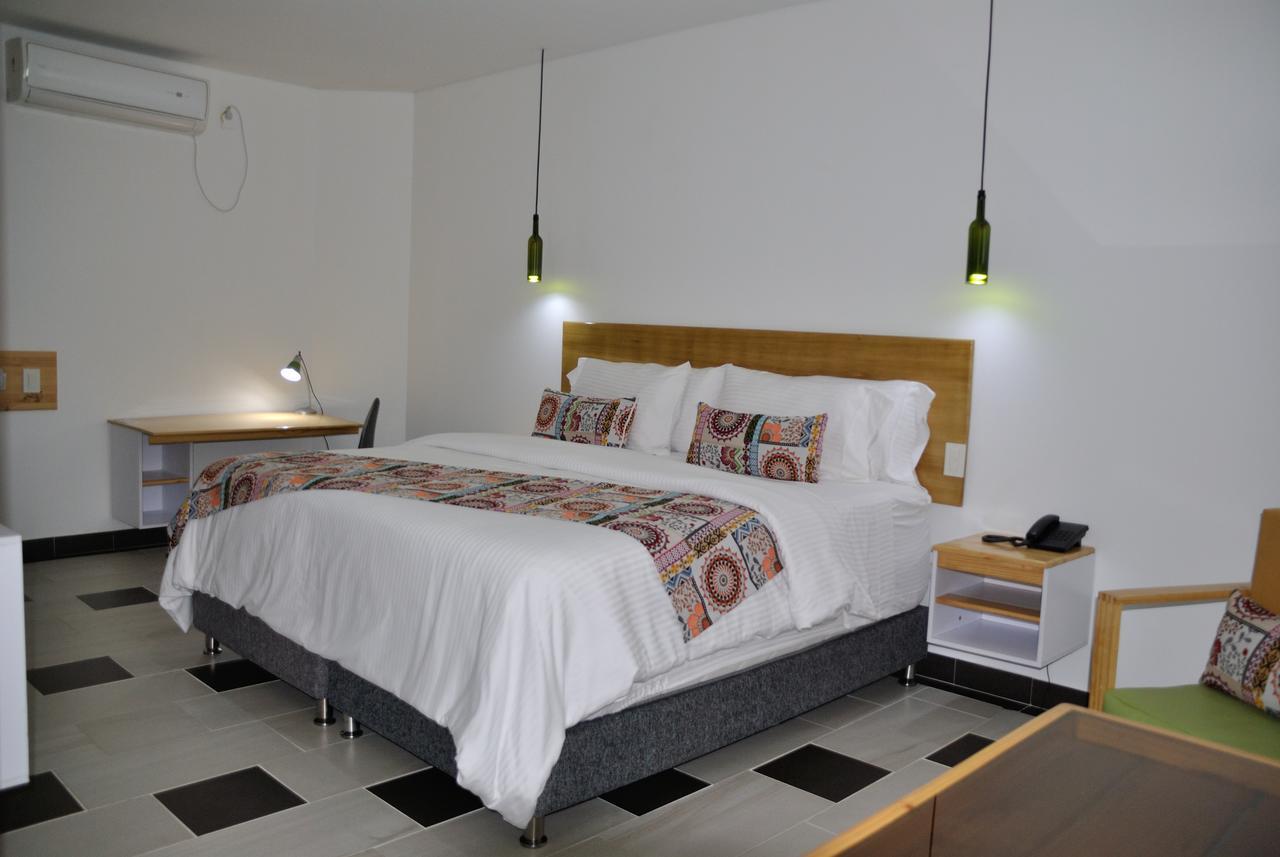 Hlu Hoteles Cartagena Luaran gambar